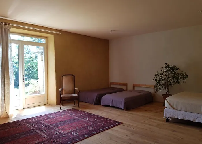 Monferran Couette-café Louslitges